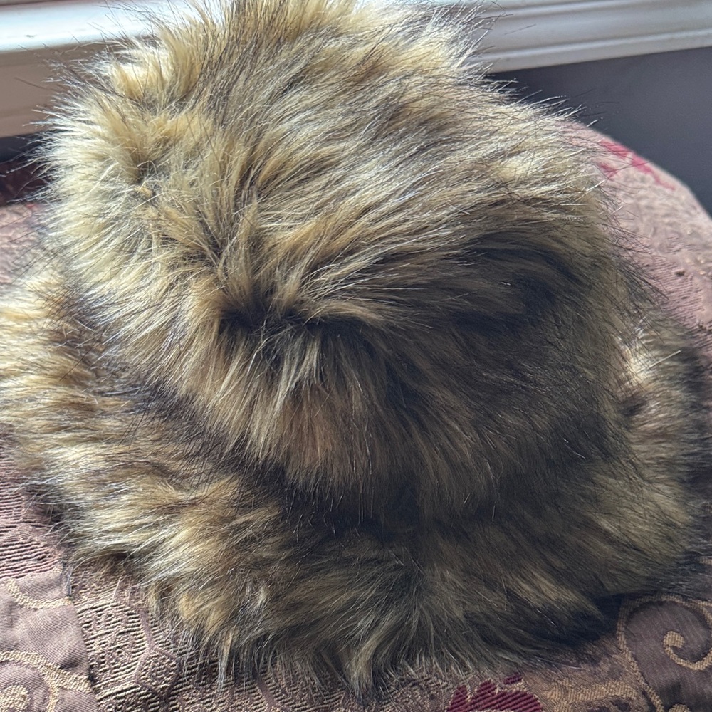 Spirit Faux Fur Hat - Brown